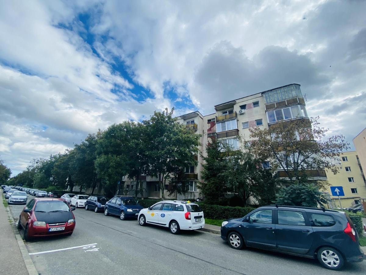 Milton Flats Apartment